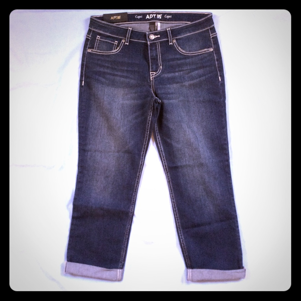 APT 9 Jeans Capris Mid Rise Stretch Bling 8R NWT!